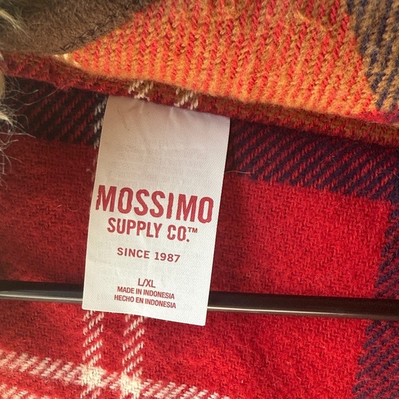 Furry Shaggy Shawl Vest Cape with Plaid Lining - Picture 3 of 6